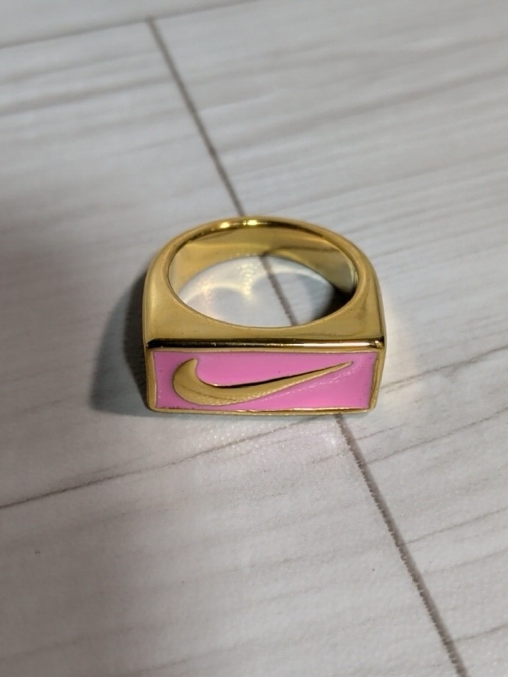 Nike ring